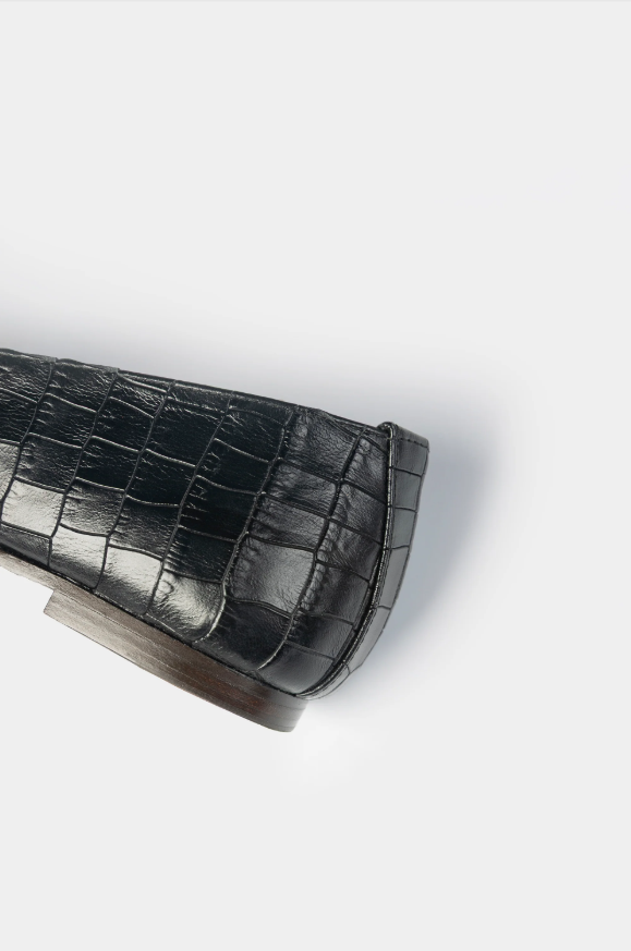 Pointy crocodile loafer - Black