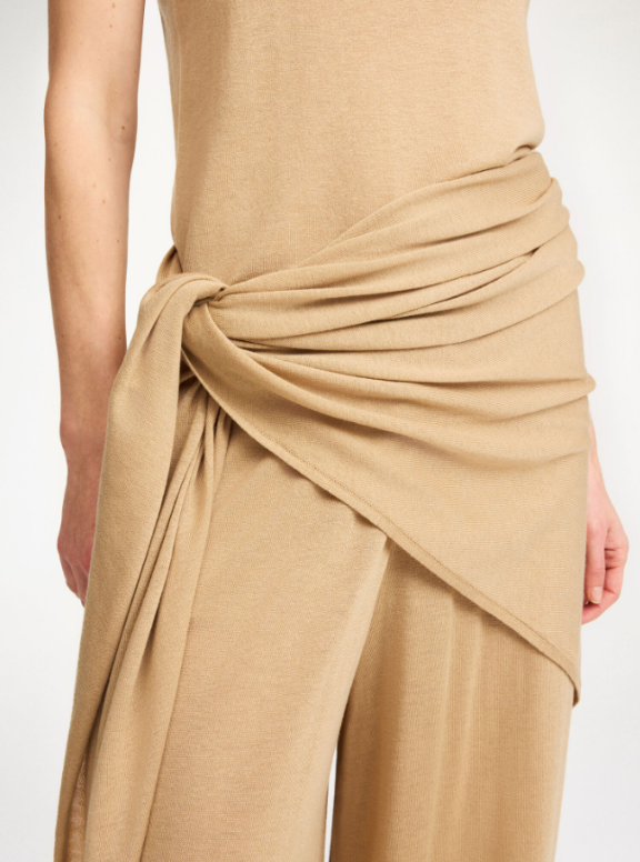 Dorothea scarf - dark sand