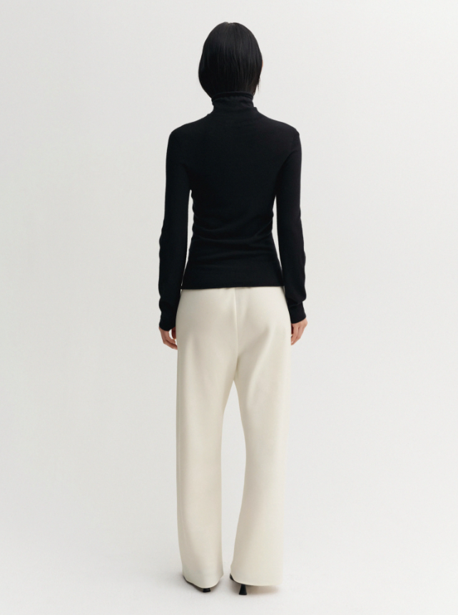 Farra Turtleneck Top - black
