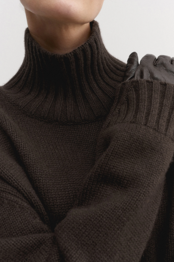 Nola Turtleneck Sweater - chocolate