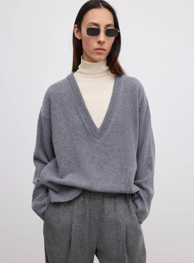 Soft wool vneck knit - Light Grey Melange