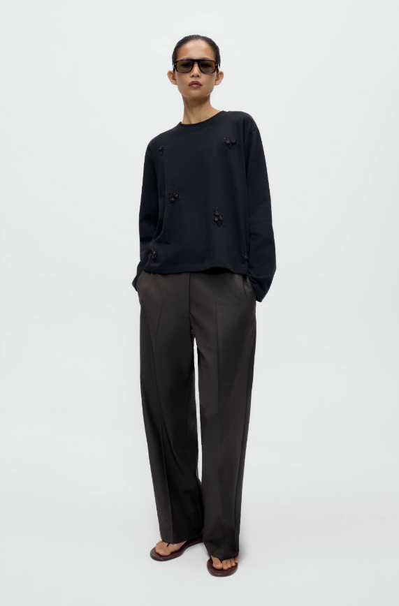 EMBELLISHED LONG-SLEEVE TEE - BLACK