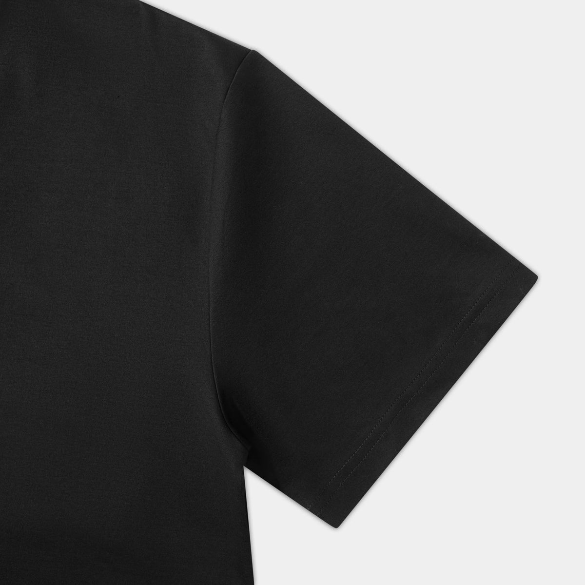 UNIFORM REGULAR T-SHIRT - Black