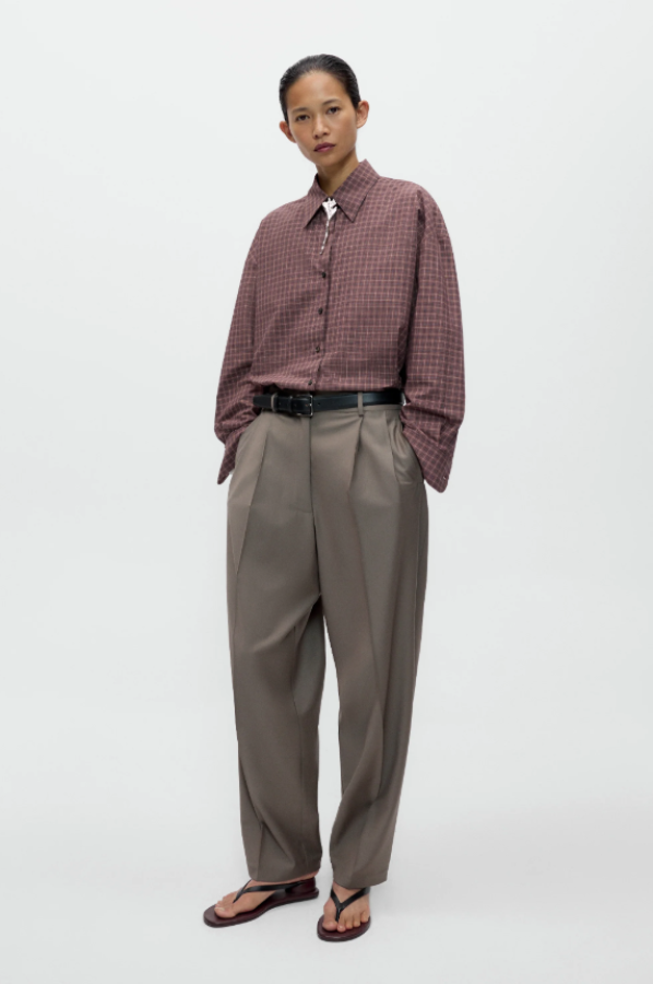 Cordera PF26 - VIRGIN WOOL MASCULINE BARREL PANTS- taupe Cordera PF26 - VIRGIN WOOL MASCULINE BARREL PANTS- taupe