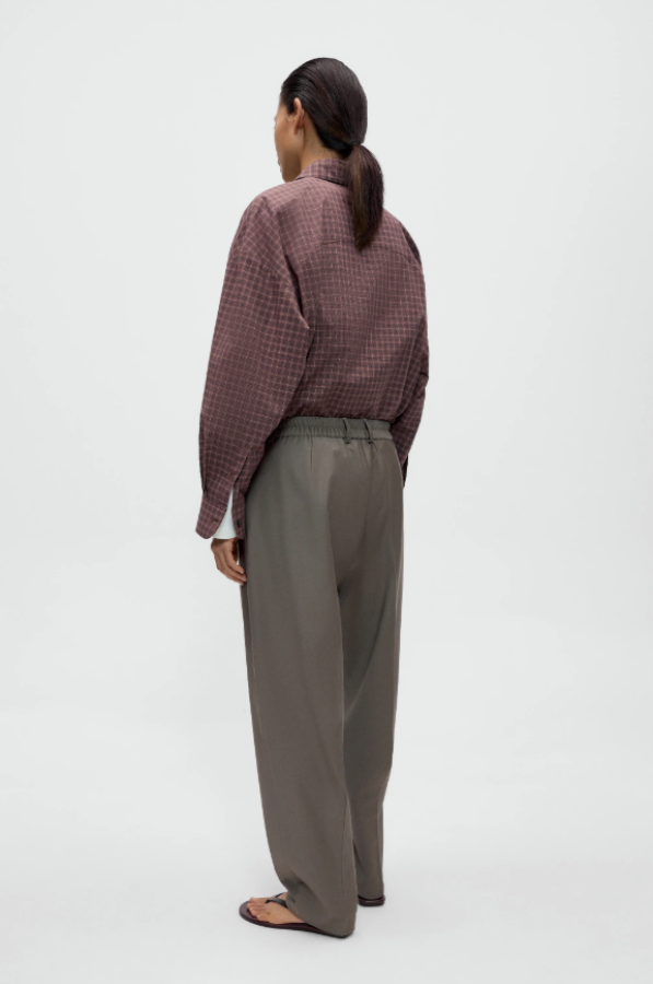Cordera PF26 - VIRGIN WOOL MASCULINE BARREL PANTS- taupe Cordera PF26 - VIRGIN WOOL MASCULINE BARREL PANTS- taupe
