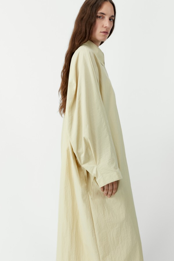 Cordera SS26 - BATWING TRENCH - Butter