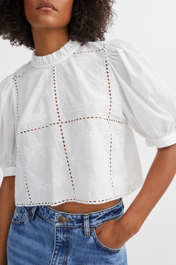 Skall Studio SS25 - Anemone crop blouse - Optic white