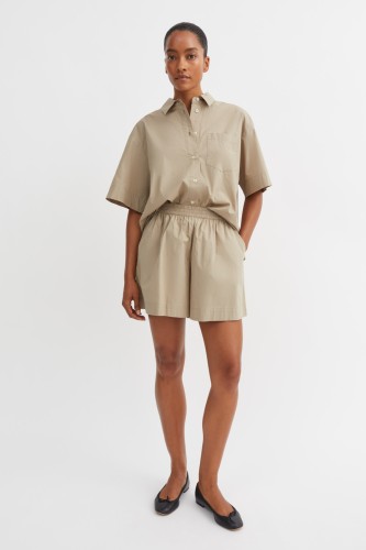 Skall Studio SS25 - Edgar shorts - Stone moss