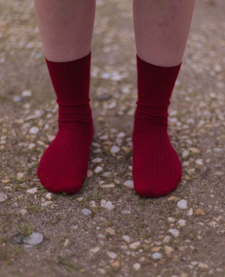 Baserange AW25 - Rib overankle socks - Pair red