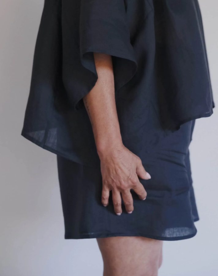 Baserange SS26 - Ori Shorts - Fine Linen - Gerard navy