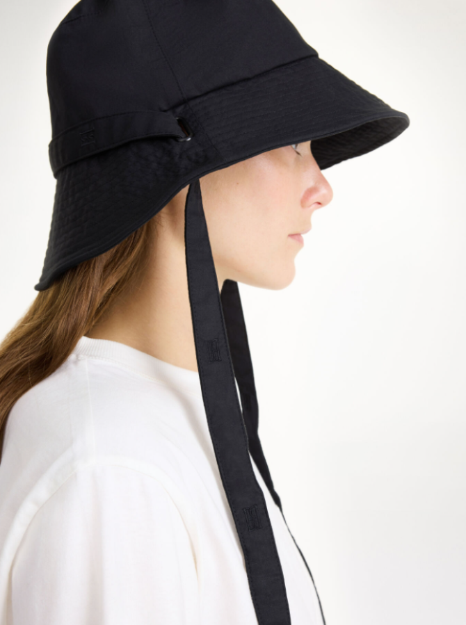 By Malene Birger AW24 - Piovaso cotton hat - Black