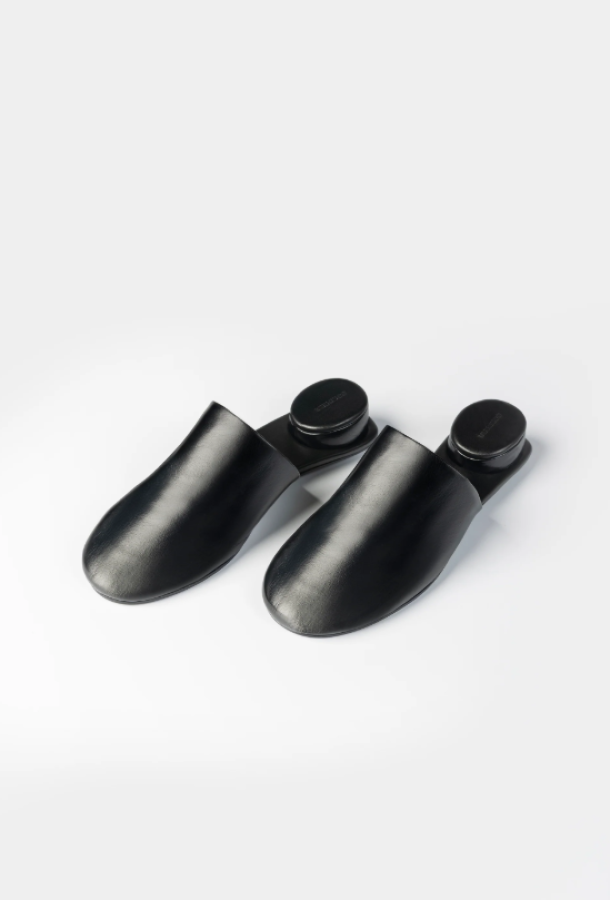 Cordera SS26 - ESTRUCTURA MULE - Black