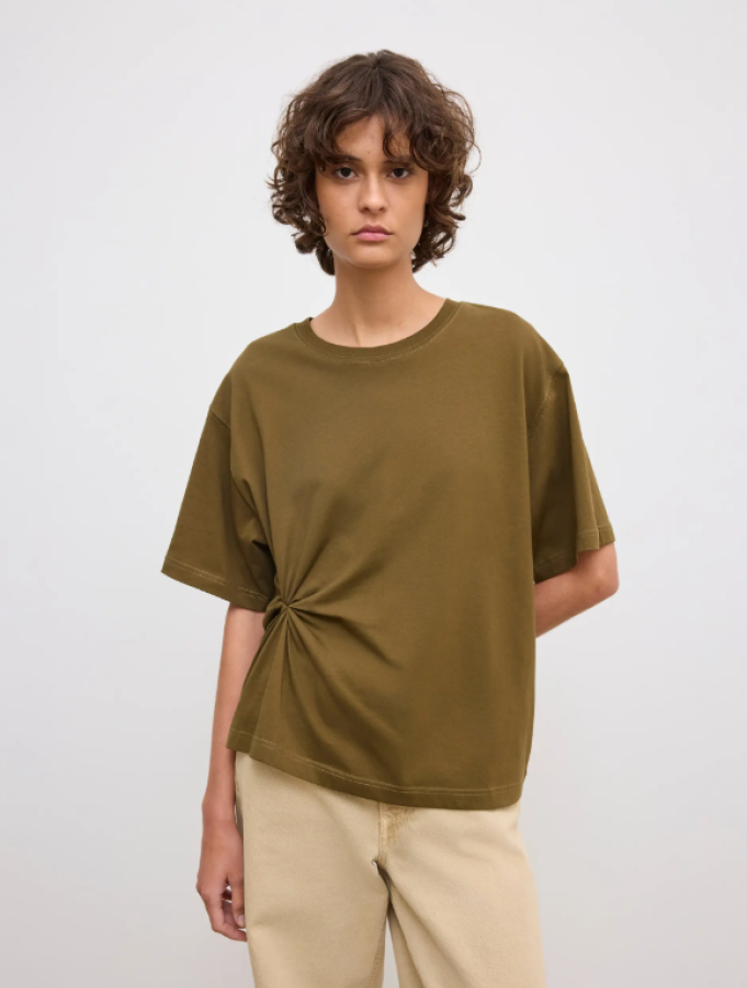 Dagmar SS2 - Knot t-shirt - Dark Olive Green