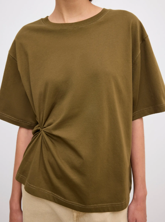 Dagmar SS2 - Knot t-shirt - Dark Olive Green