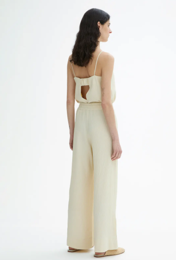 Dagmar SS23 - Relaxed crinkle pant - Marzipan