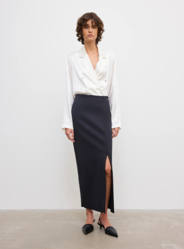 Dagmar PF26 - Fitted midi skirt - Black