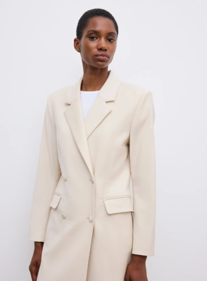 Dagmar SS26 - Long tailored blazer - Sand beige