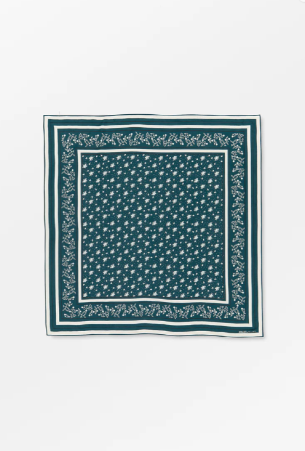 Skall Studio AW25 - Skall classic scarf - Pine green