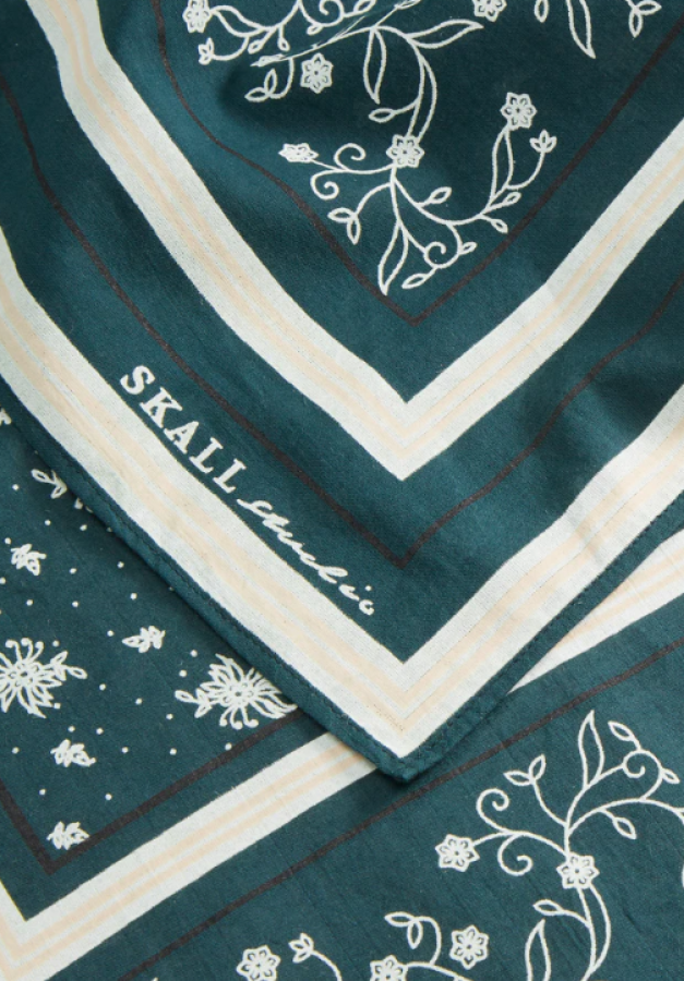 Skall Studio AW25 - Skall classic scarf - Pine green