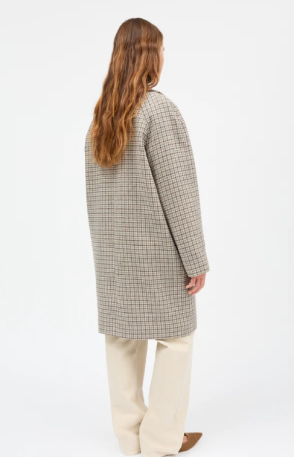 Skall Studio AW25 - Tempest coat - Brown/grey small heritage check Skall Studio AW25 - Tempest coat - Brown/grey small heritage check